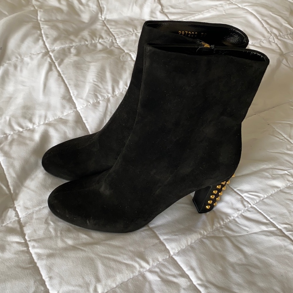 GUCCI Kid Scamosciato Boots with Studded Heels